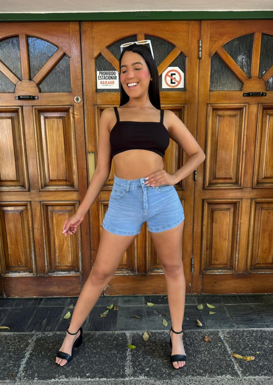 Alternative view of SKY (SHORT ELASTIZADO)