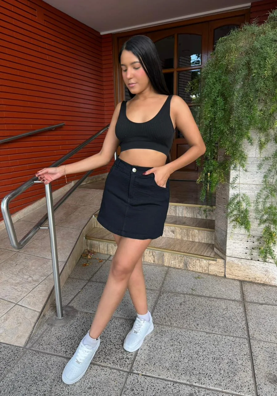 Alternative view of JADE TENISTA NEGRO( SHORT POLLERA NEGRO)